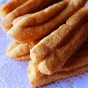 CHEF HON - FRIED CHINESE TWIST CRULLERS (8OZ)
